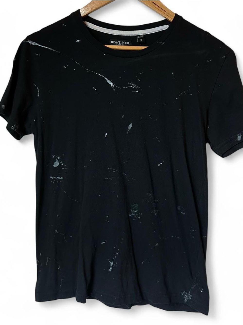 Brave Soul Men's Black Crew Neck T-Shirt w Silver Paint Splatter